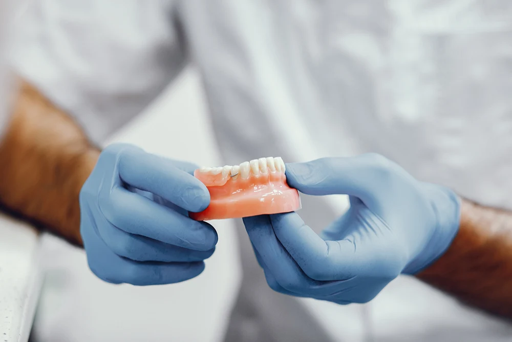 Partial Dentures img