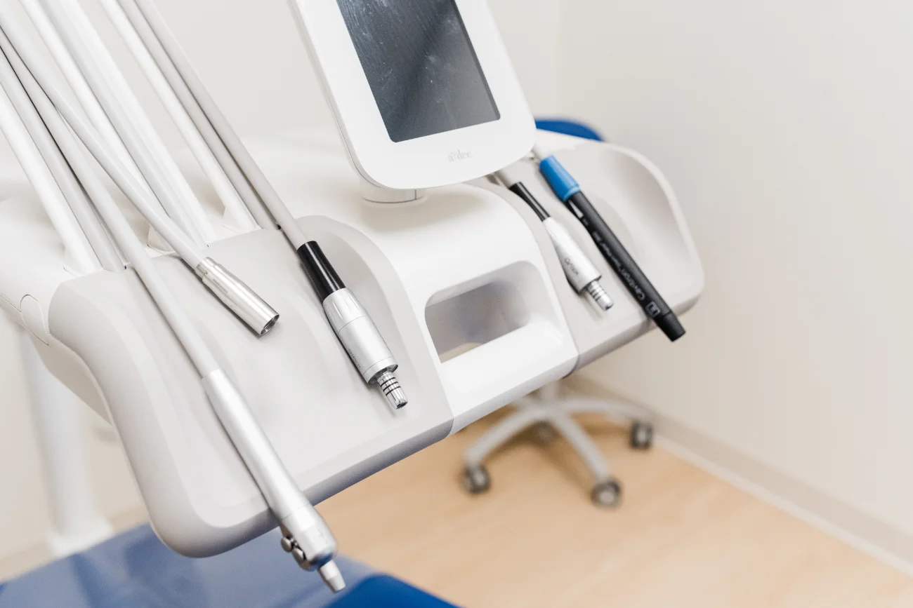 Close-up of the A-dec 500 dental chair at Scioto Smile Studio, designed for advanced functionality and patient comfort